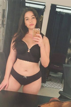 En mission, besoin de chaleur humaine Sophie - rencontre-Teen-Les Sables-d'Olonne